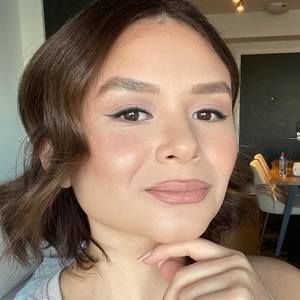 Meet your Posher, Marcela